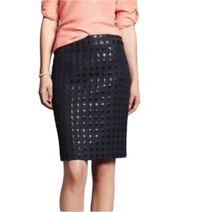 FINAL SALE Banana Republic Geometric Navy Pencil Skirt 00P